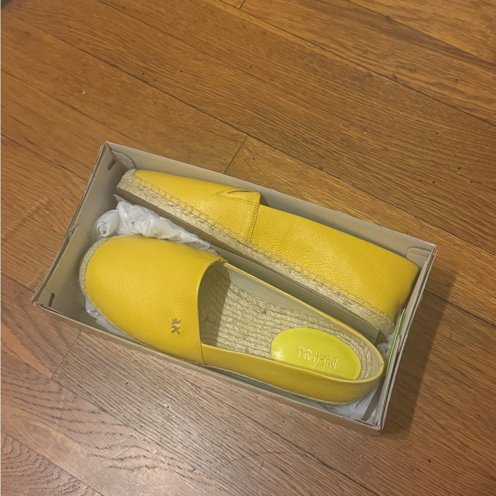 Michael Kors Kendrick Espadrilles - Picture 6 of 6